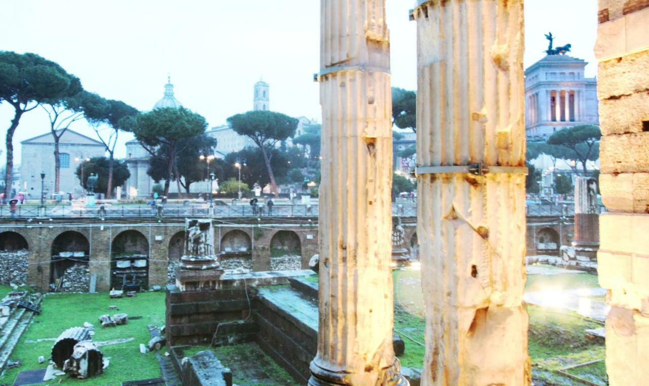 Roma Center Fori Imperiali Raffy'S Charming Suite Екстер'єр фото