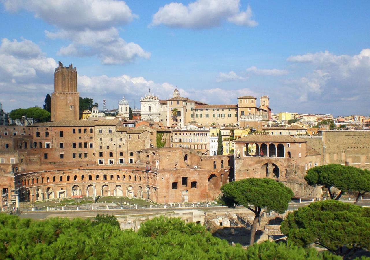 Roma Center Fori Imperiali Raffy'S Charming Suite Екстер'єр фото